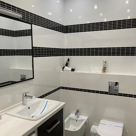 The アパートホテル