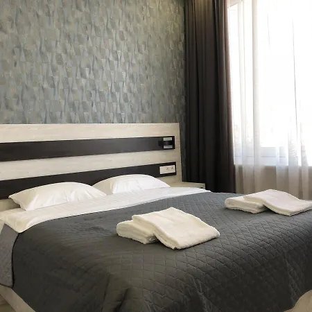 Aparthotel The 3*