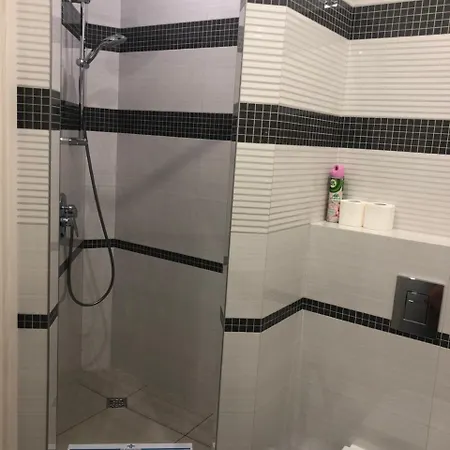 The アパートホテル